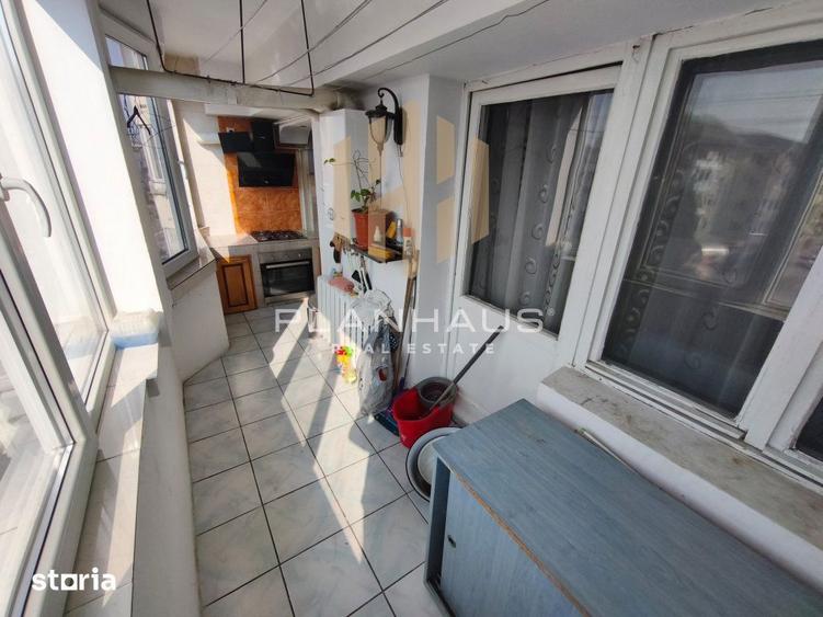 Apartament cu 3 camere în Republicii