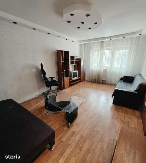 Apartament cu 2 camere decomandat în Centrul Civic