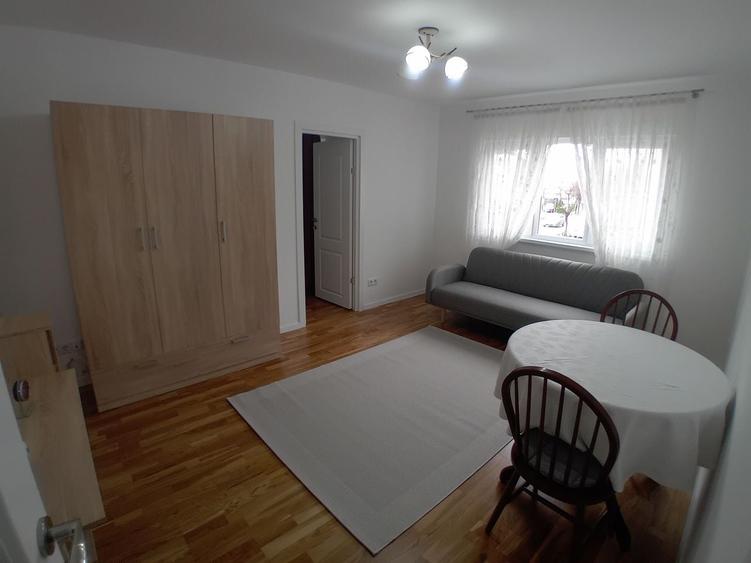 Inchiriez apartament cu doua camere semicentral, zona Nova Vita, Top Med - 5