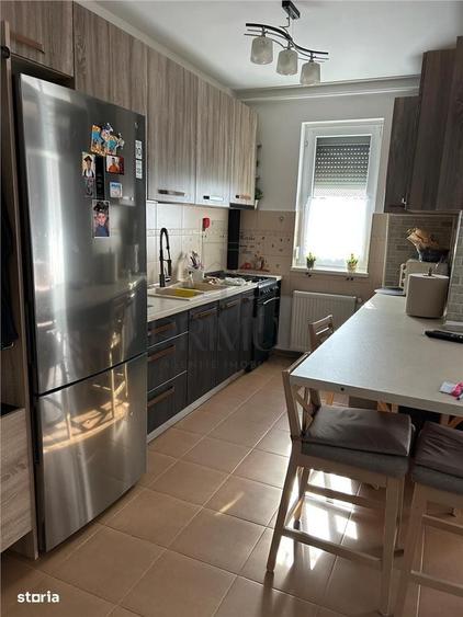 Apartament cu 2 camere decomandat în Central
