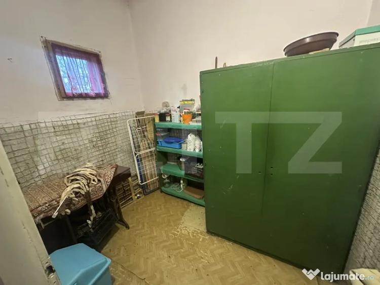 Casă cu 4 camere cu Teren 1371 Mp în Păulești