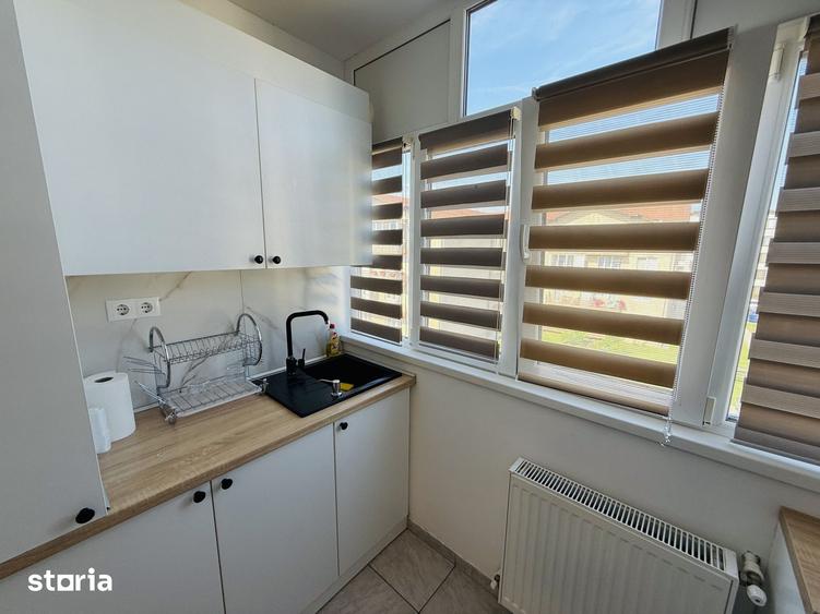 Apartament cu 3 camere semidecomandat, mobilat în Florești