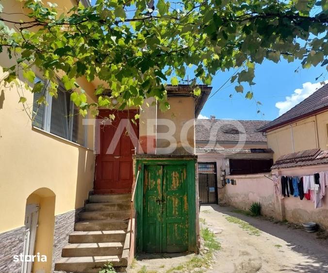 Apartament cu 2 camere nedecomandat în Central