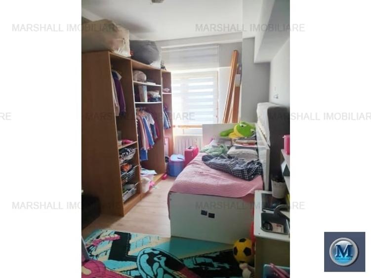 Apartament cu 3 camere decomandat în Republicii