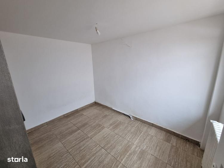 Casă cu 4 camere în Coiciu