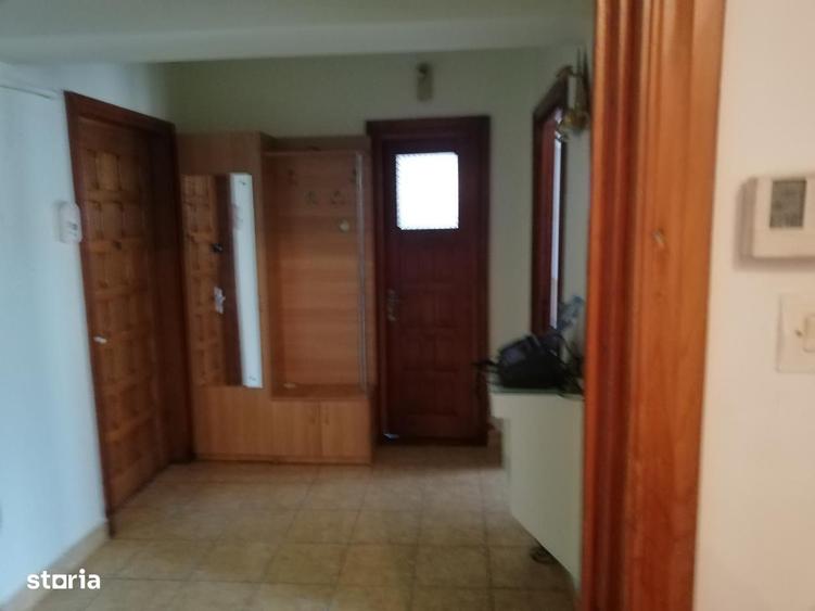 Apartament cu 2 camere decomandat în Câmpina