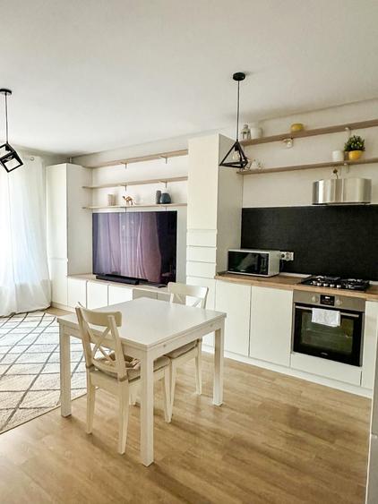 Apartament cu 2 camere semidecomandat în Tineretului