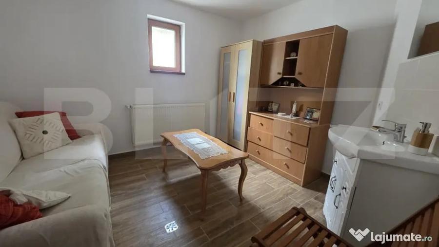 Casă cu 5 camere cu Teren 300 Mp în Grebenișu de Câmpie