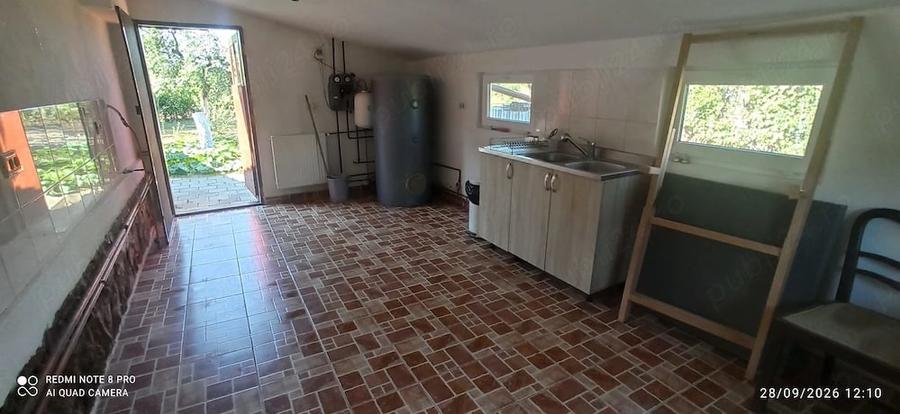 Casă cu Teren 2259 Mp în Ghioroc