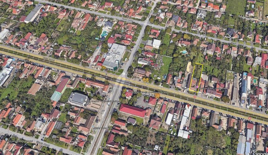 Casa pentru spatiu comercial pe calea Radnei - strada principala - 23
