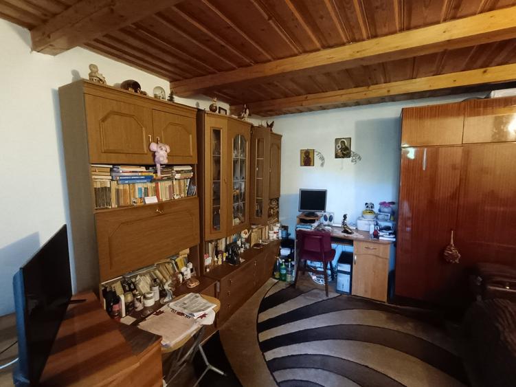 Casă individuală cu 3 camere cu Canalizare în Tomești