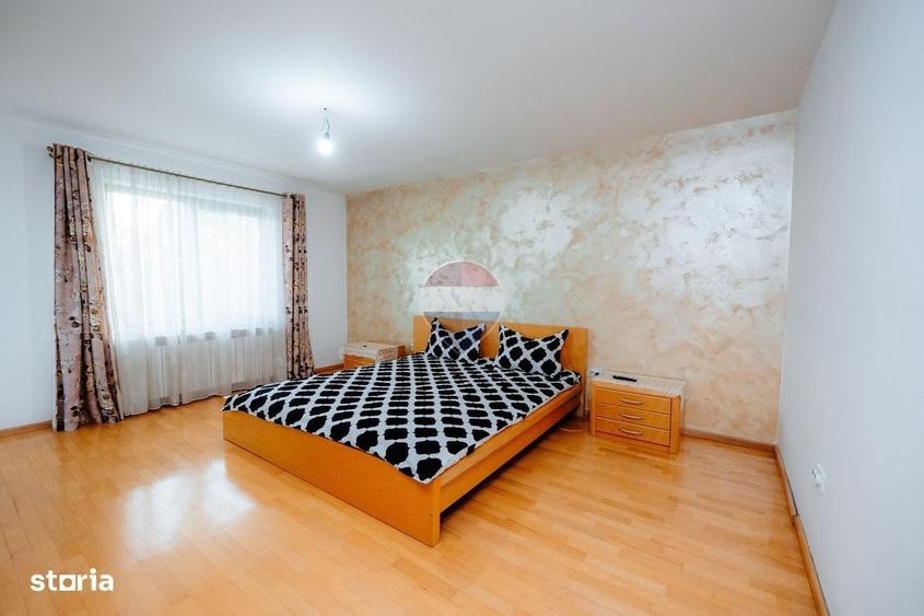 Casă cu 4 camere în Piscani