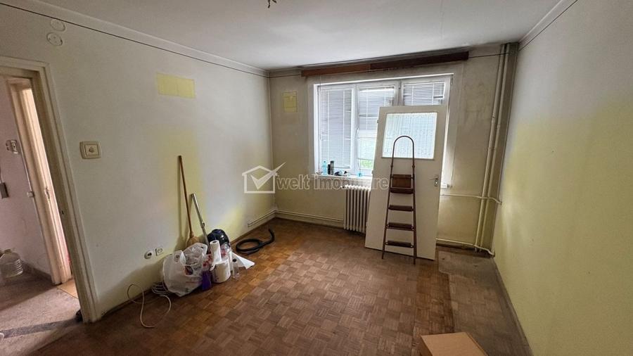 Apartament 2 camere, zona centrala, decomandat, etaj intermediar ! - 2