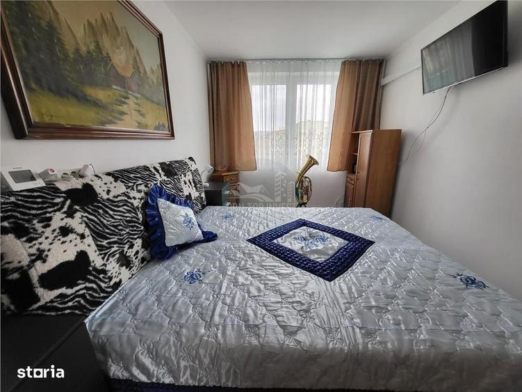 Apartament cu 2 camere semidecomandat, mobilat în Central