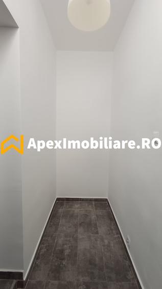 Casă individuală cu 4 camere cu Canalizare în Domenii
