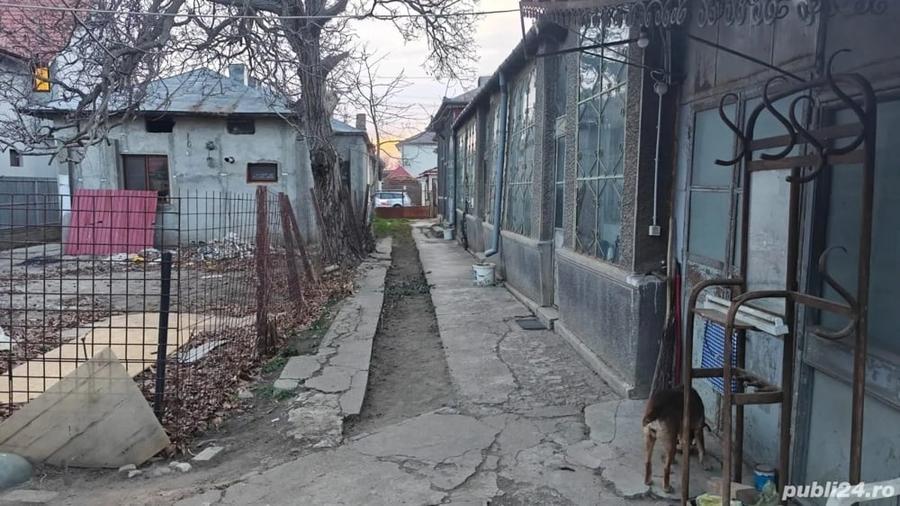 Casă cu 4 camere cu Teren 710 Mp în Central
