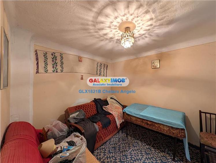 Casă cu 3 camere cu Teren 1400 Mp în Frumușani