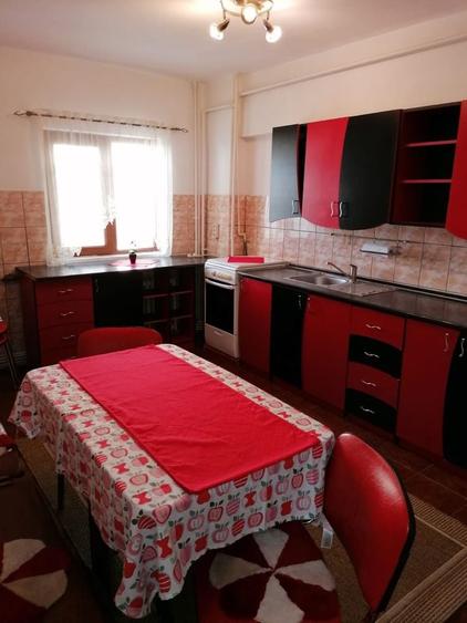 Apartament cu 2 camere decomandat în Ultracentral
