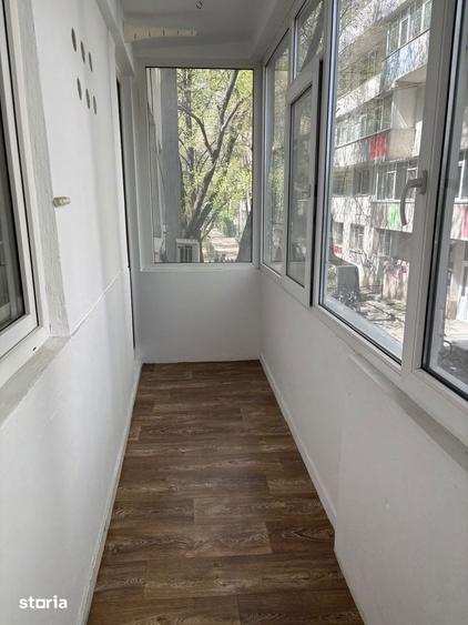 Apartament cu 2 camere semidecomandat, mobilat în 1 Mai