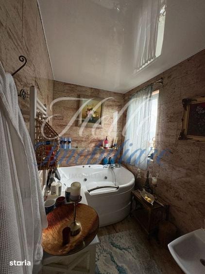 Apartament cu 4 camere în Între Lacuri