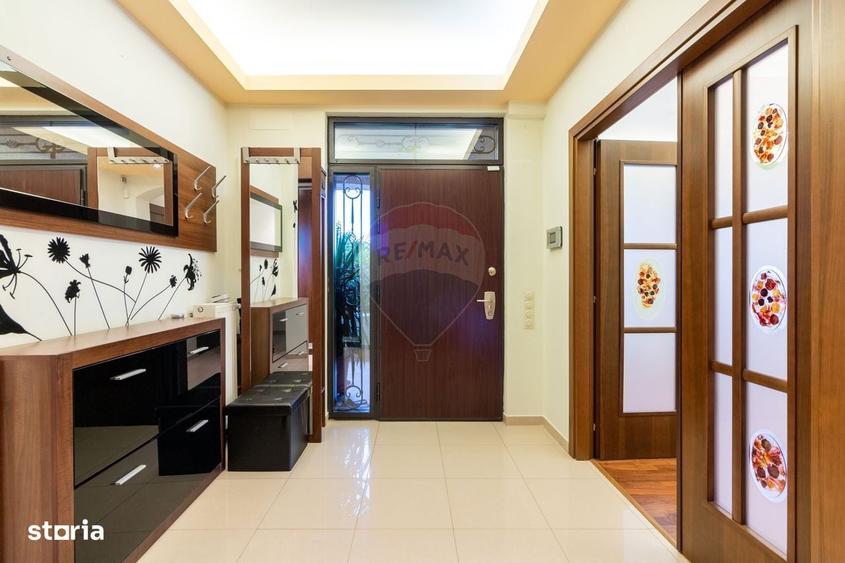 Casă cu 4 camere în Dumbrăveni