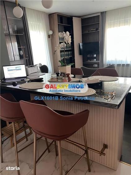 Apartament cu 3 camere, mobilat în Văcăresti