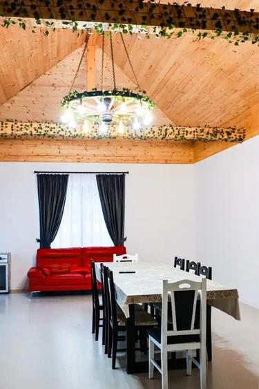 Casă cu 4 camere în Voroneț
