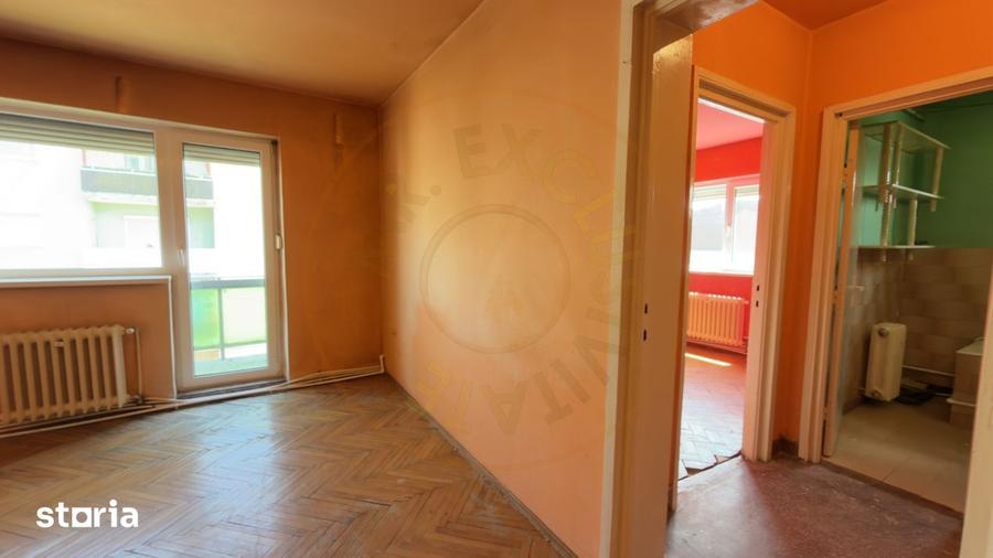 Apartament cu 2 camere semidecomandat în Central