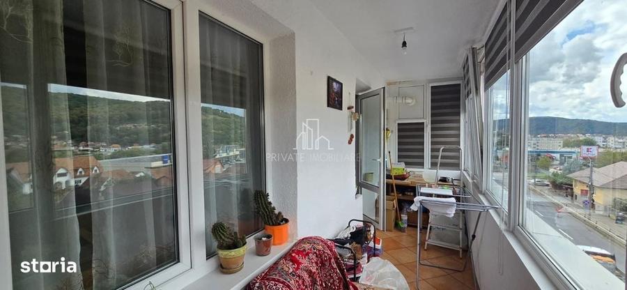 Se vinde apartament cu 2 camere, zona Mihai Viteazu - 8
