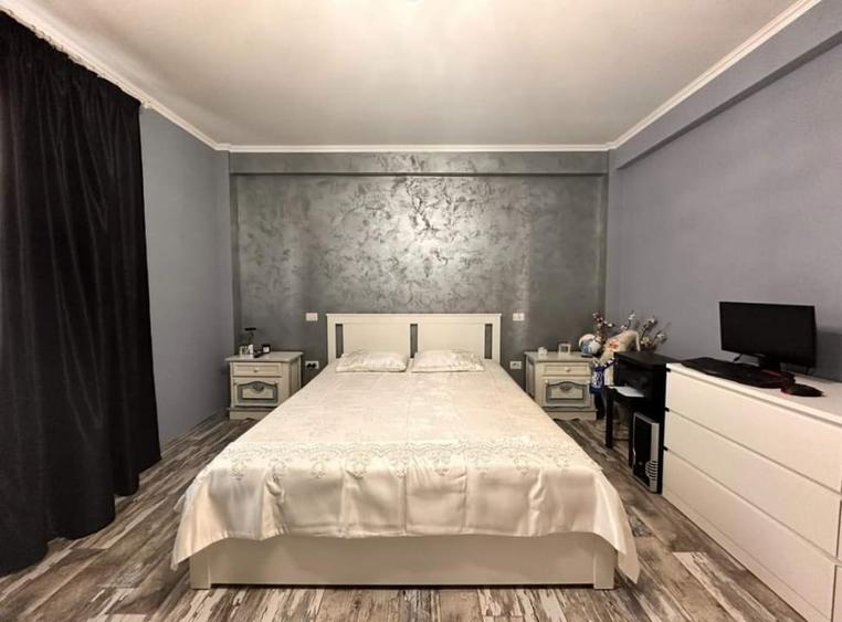 Casă individuală cu 6 camere cu Piscina în Palazu Mare