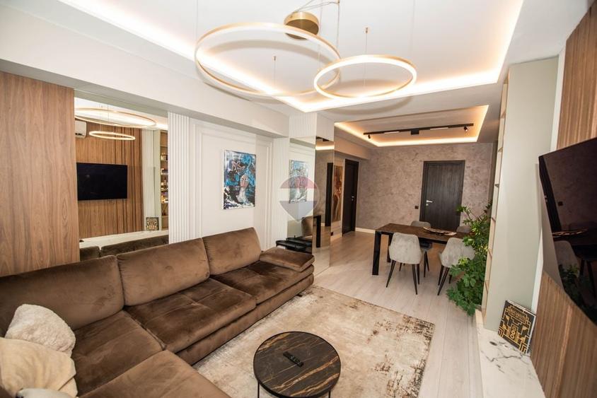 Apartament cu 3 camere decomandat, mobilat în Pipera