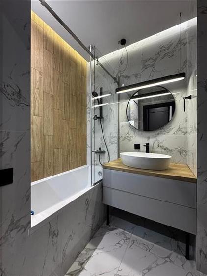 Apartament cu 2 camere semidecomandat, mobilat în Sopor