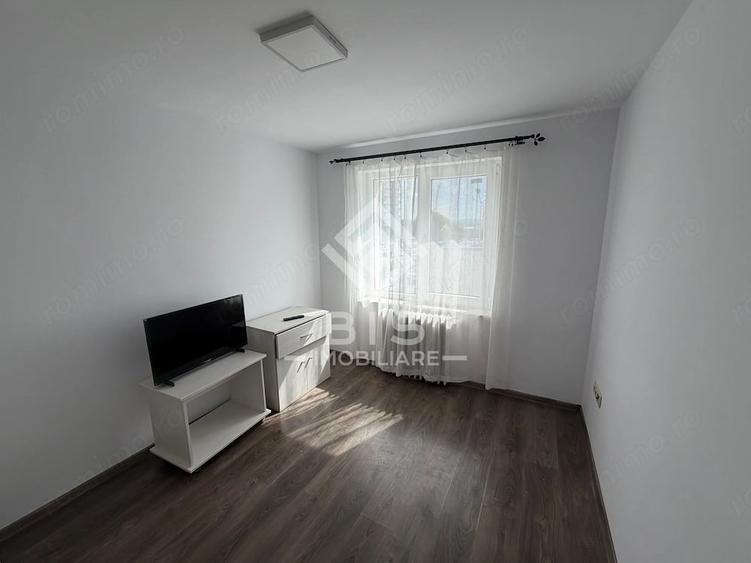 Apartament cu 3 camere decomandat în Independenței