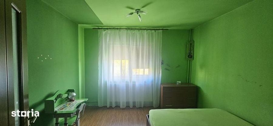 Apartament cu 3 camere decomandat în Gării