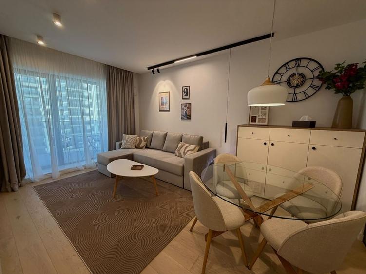 Apartament cu 2 camere decomandat, mobilat în Aviației