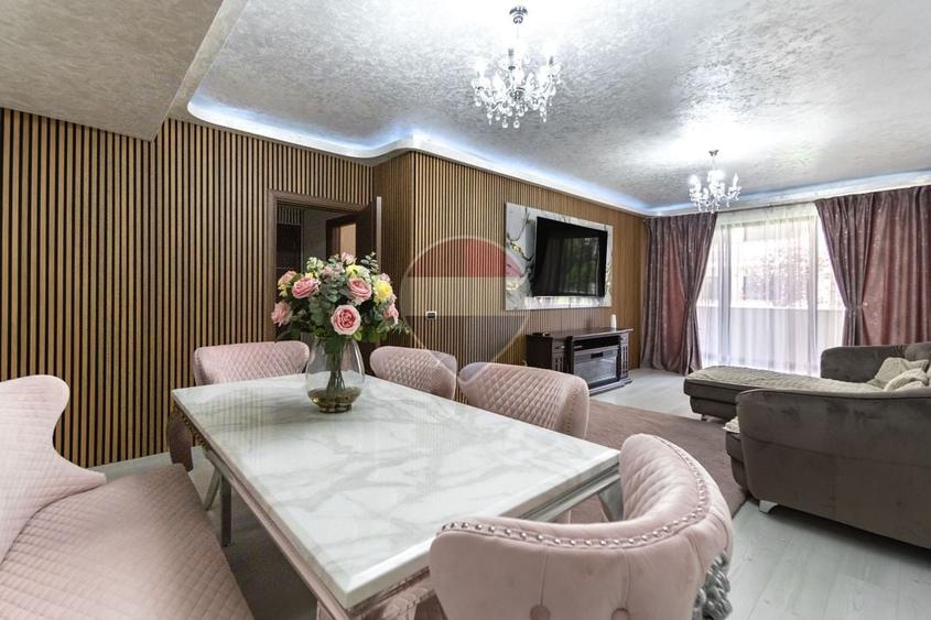 Apartament cu 2 camere decomandat, mobilat în Tractorul