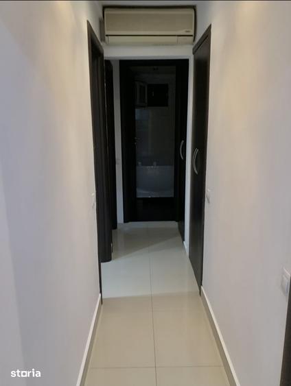 Apartament cu 3 camere decomandat în Berceni