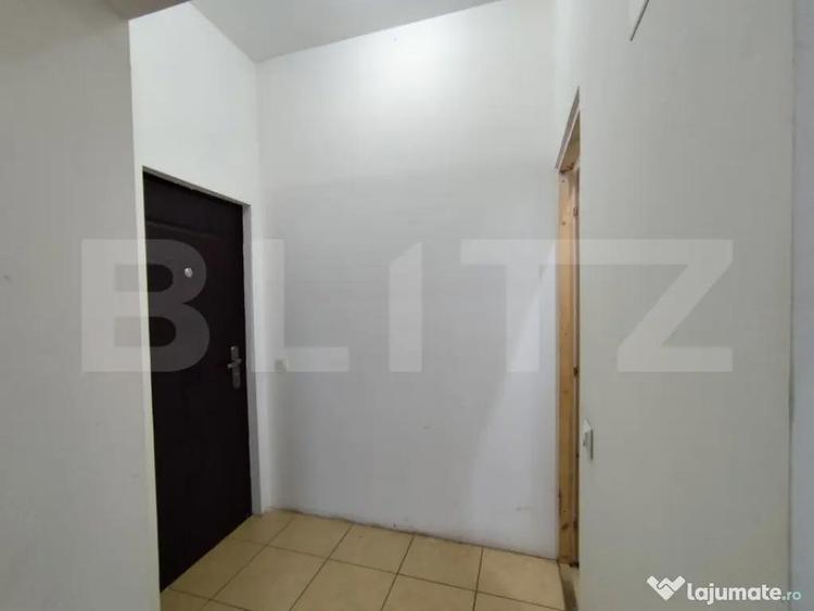 Spațiu comercial, de 42 mp, în Aiud
