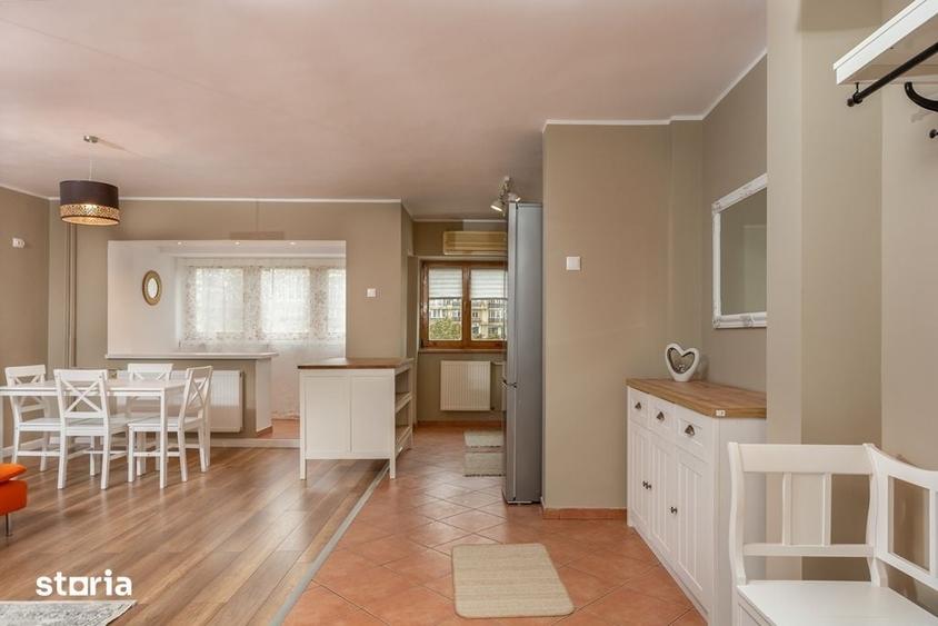 Apartament cu 3 camere decomandat în Decebal