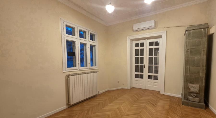 Casă cu 6 camere cu Canalizare în Armeneasca