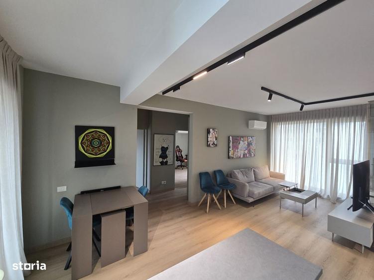 Apartament cu 3 camere semidecomandat în Domenii