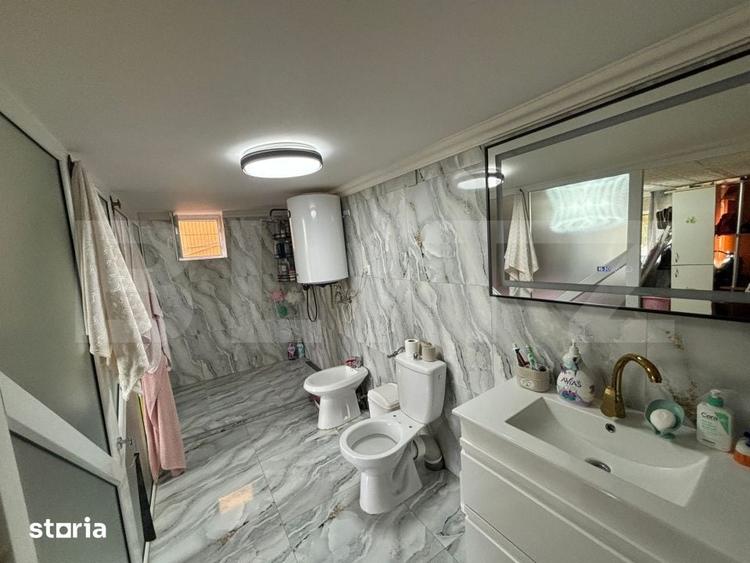 Casă cu 6 camere cu Teren 40 Mp în Central
