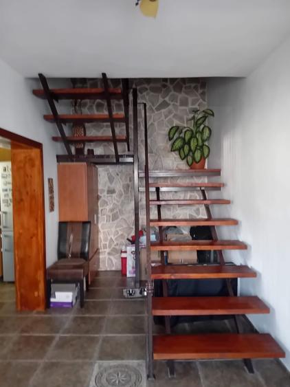 Duplex cu 3 camere cu Canalizare în Gușterița