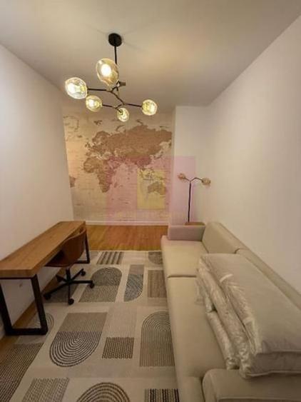 Apartament cu 4 camere decomandat în Herăstrău