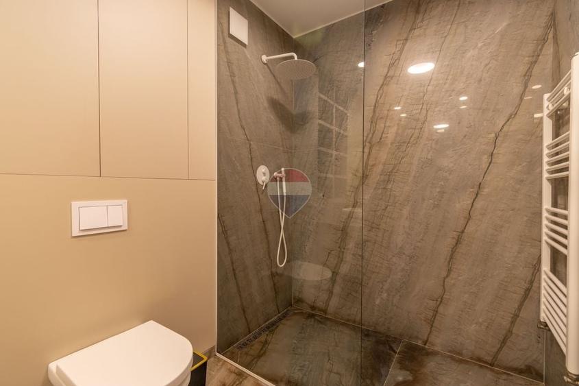 Apartament cu 2 camere semidecomandat în Central