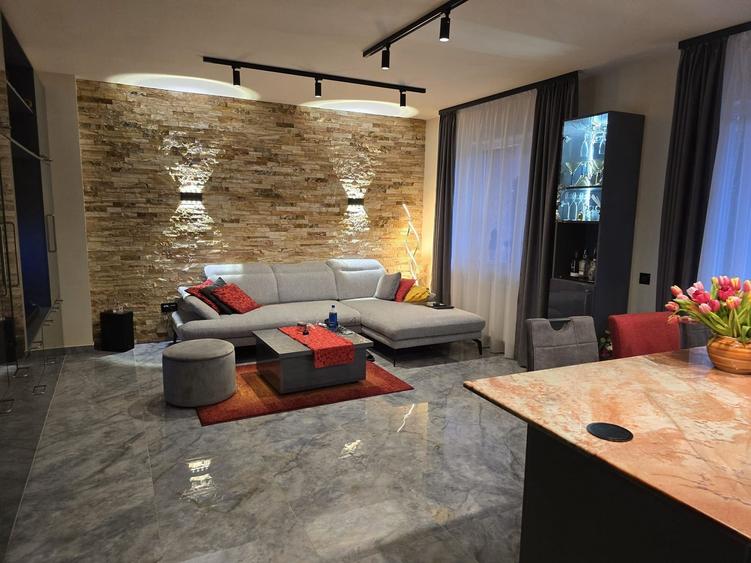 Apartament cu 2 camere decomandat, mobilat în Florești — fotografia 3
