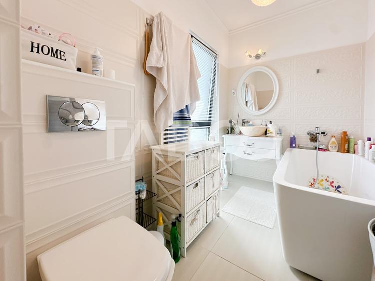 Duplex cu 4 camere cu Canalizare în Dâmbul Rotund