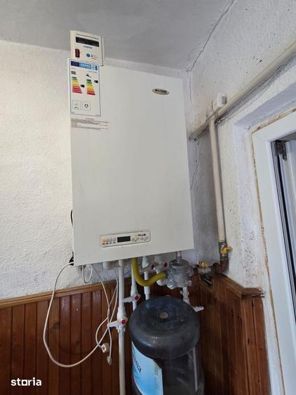 Casă cu 4 camere cu Teren 400 Mp în Babadag