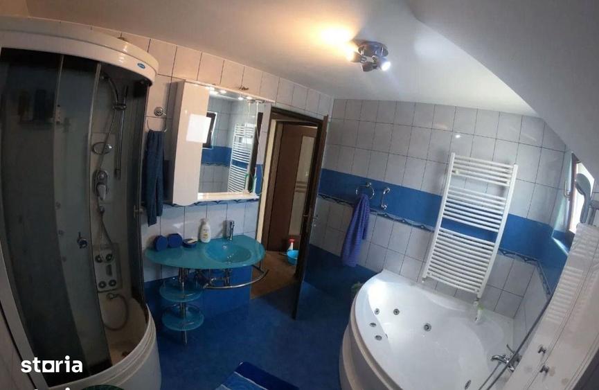 Casă cu 4 camere cu Teren 300 Mp în Dumbrăvița