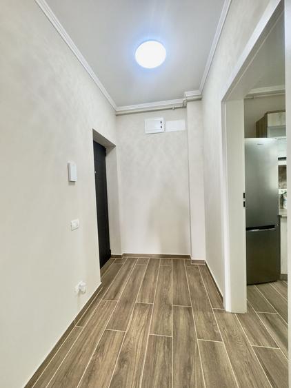 Apartament cu 2 camere semidecomandat în Giroc